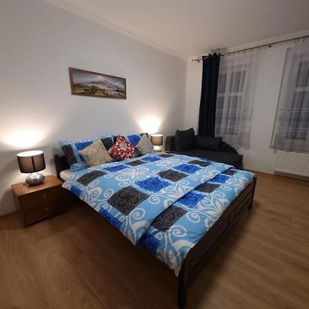 Apartman V Krusnych Horach-Free Parking ياخيموف المظهر الخارجي الصورة