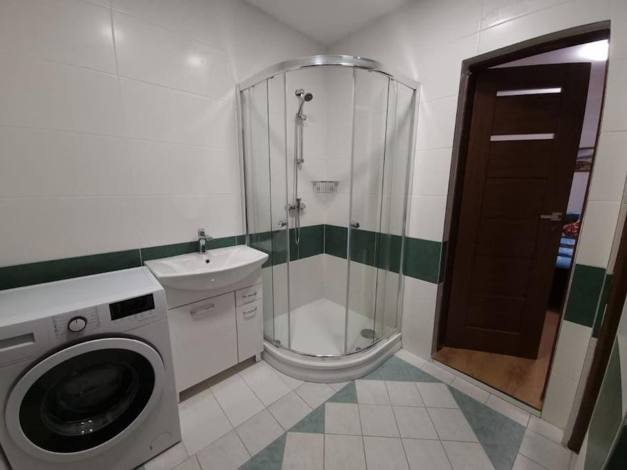 Apartman V Krusnych Horach-Free Parking ياخيموف المظهر الخارجي الصورة