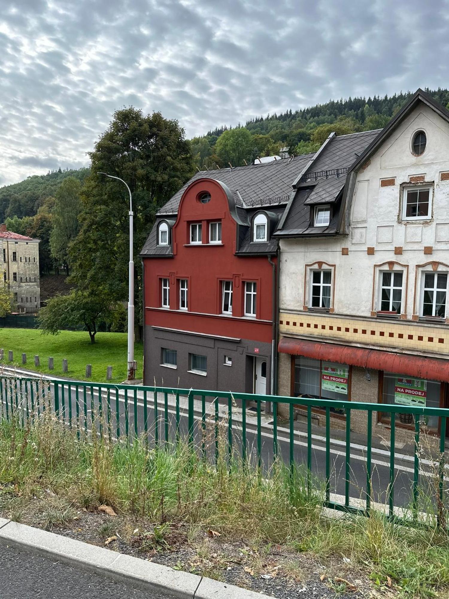 Apartman V Krusnych Horach-Free Parking ياخيموف المظهر الخارجي الصورة
